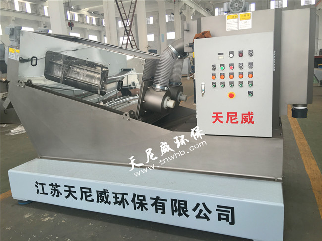 疊螺機(jī)車間實(shí)拍